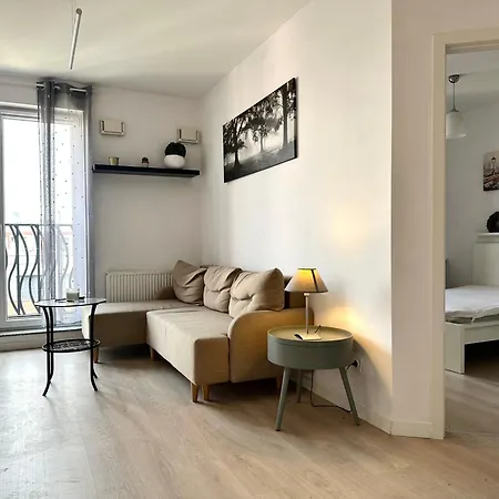 Dubois 7 - Self Check-in 20h - Lift * Wrocław